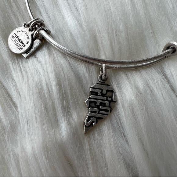 Alex and Ani Rafaelian Silver Best Friends Half Heart ‘FRIENDS’ Charm Bangle - Picture 2 of 2